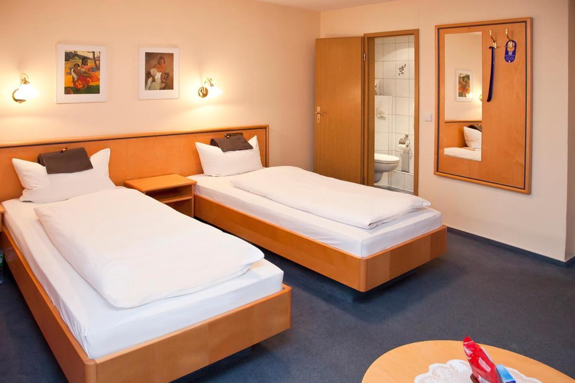 Hotel Bei Liebe'S Erlenbach am Main Buitenkant foto